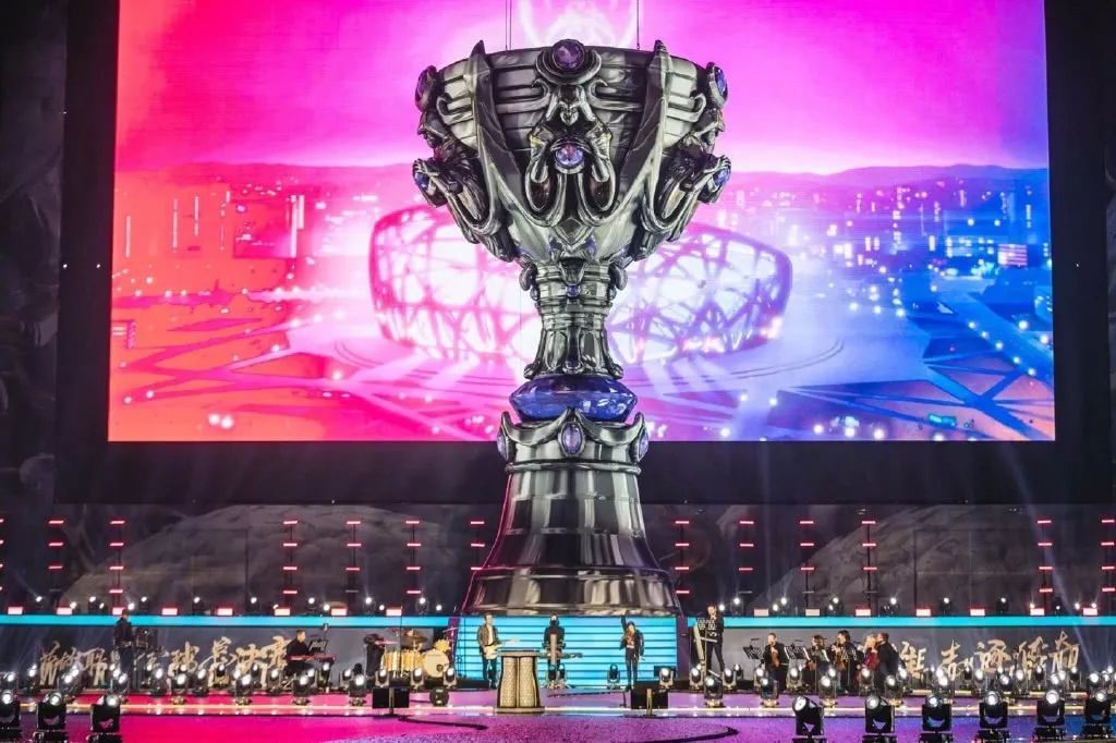 H4cker登场LPL六周年：希望你永远有光！